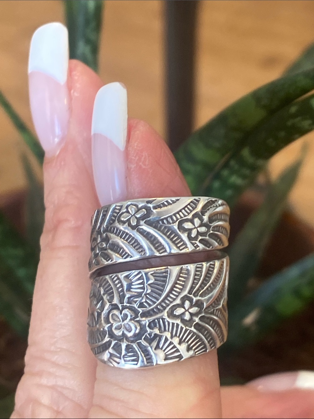 Arizona Artisan Floral Engraved Sterling Silver Ring